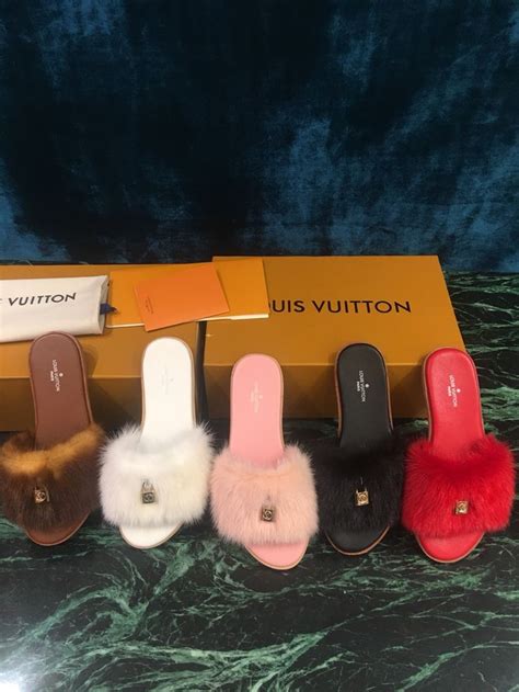 Louis Vuitton fluffy slides